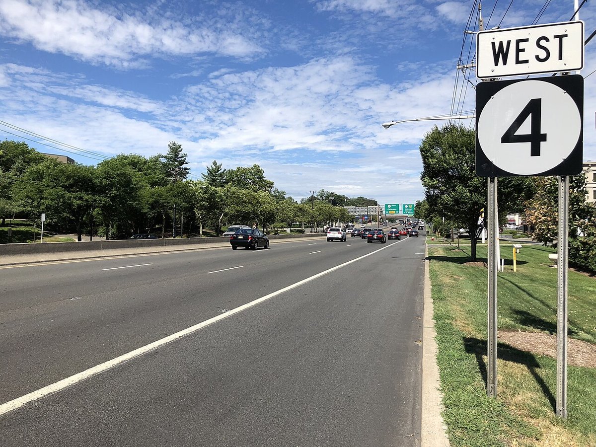 Paramus, NJ - Ruta de Nueva Jersey 4 - Wikipedia, la enciclopedia libre
